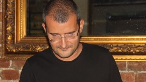 FAN: Şuie Paparude în Vintage Pub Bucureşti