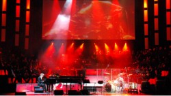 INTERVIU Havasi: “Symphonic Red Concert Show este o călătorie muzicală în jurul lumii”
