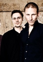 Concursuri online: Castiga 4 invitatii duble la concertul Al Jawala