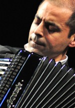 Concursuri online: Castiga 2 invitatii duble la concertul Emy Dragoi