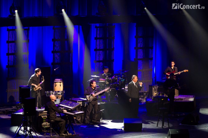 Julio Iglesias alături de trupa sa, pentru prima dată la Sala Palatului - Foto: Daniel Robert Dinu / iConcert.ro