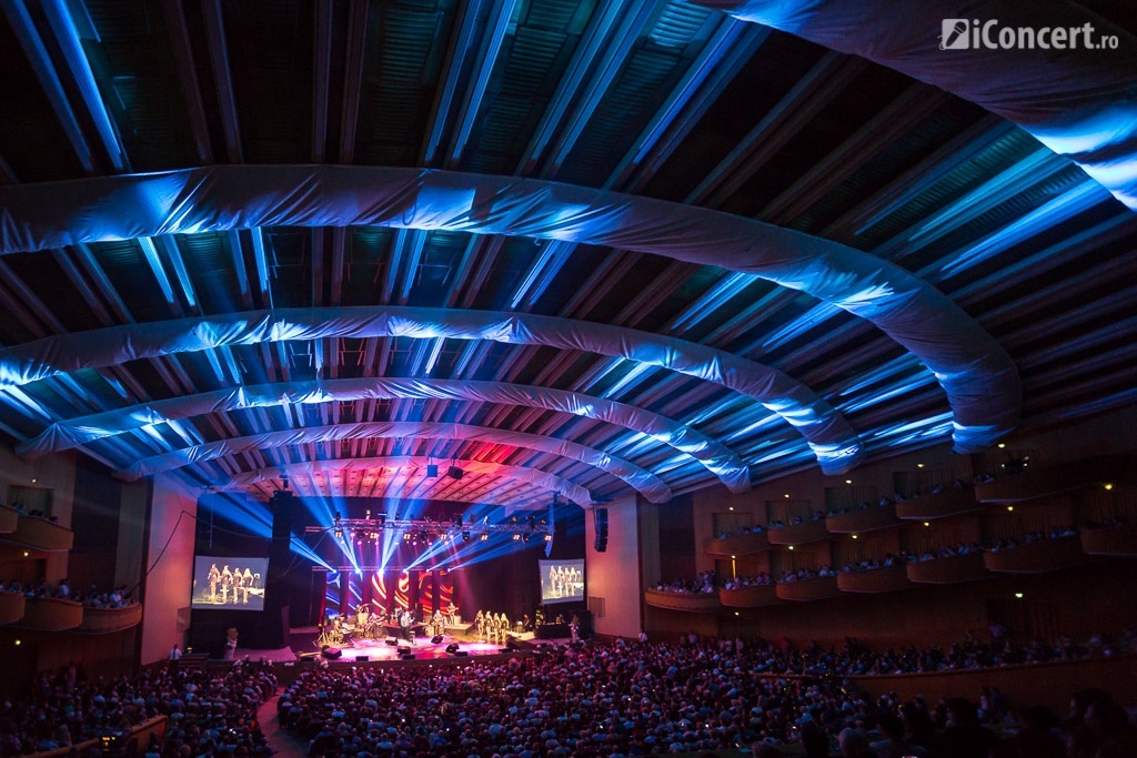 4000 de persoane au fost prezente la cel de-al 15-lea show al lui Julio Iglesias în România - Foto: Daniel Robert Dinu / iConcert.ro