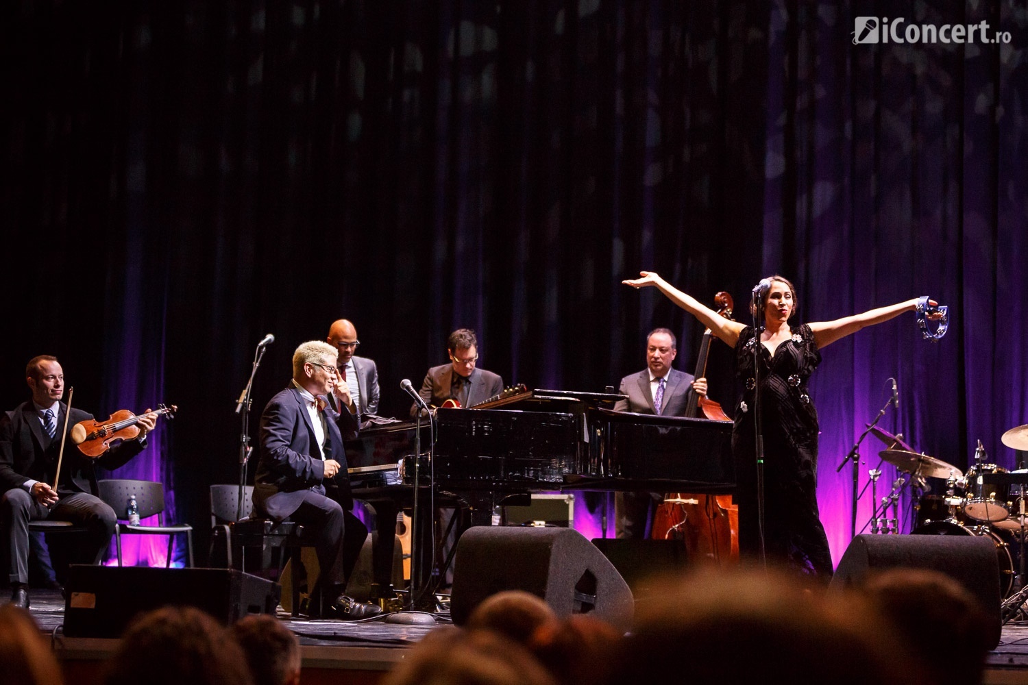 Pink Martini la Sala Palatului din Bucureşti - Daniel Robert Dinu / iConcert.ro
